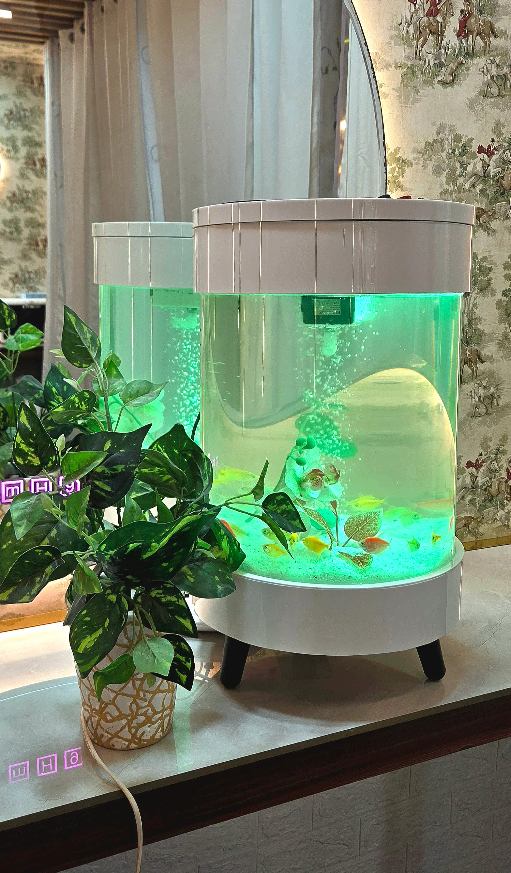 28 Litre Milky White alternate view